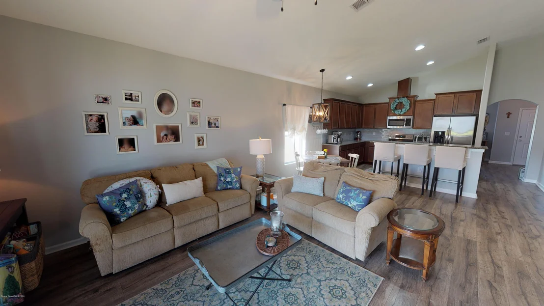 Photo of 1565 Litchfield Drive