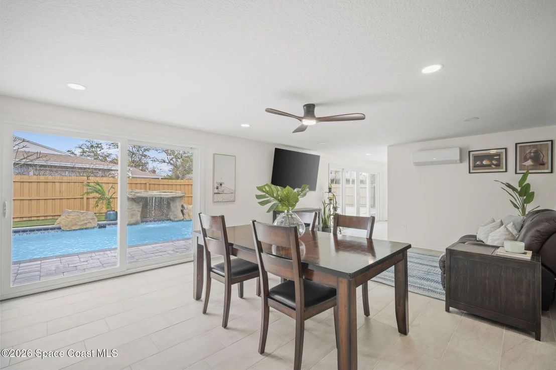 Photo of 500 Seabreeze Drive