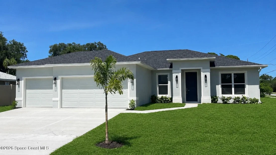 Photo of 1797 Tharp Road SE