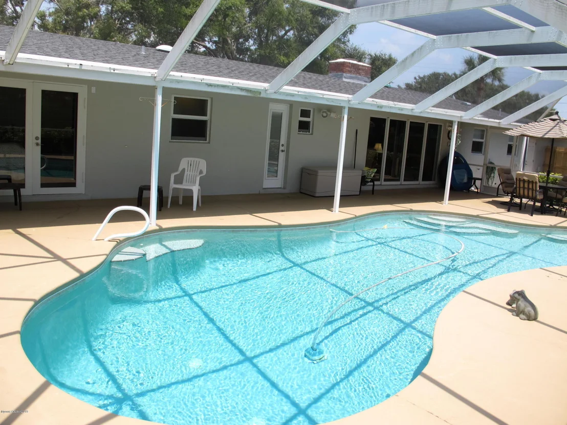 Photo of 560 Capri Road