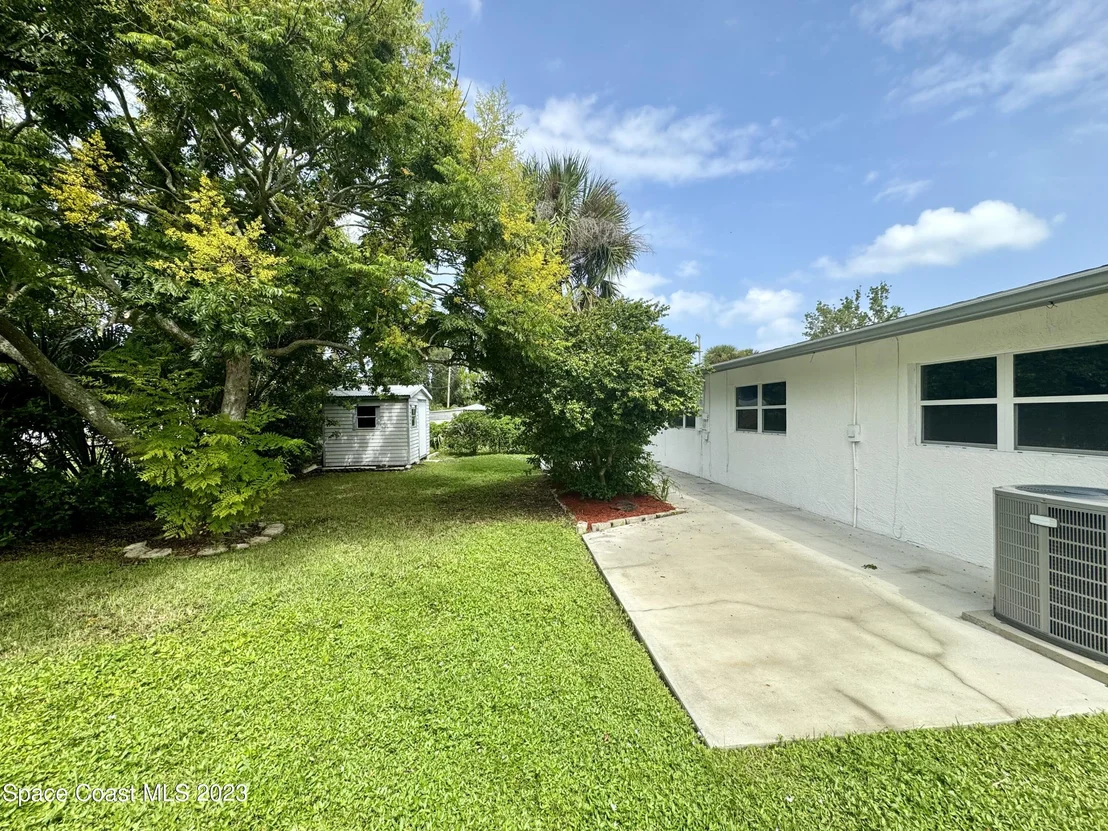 Photo of 696 Teak Drive