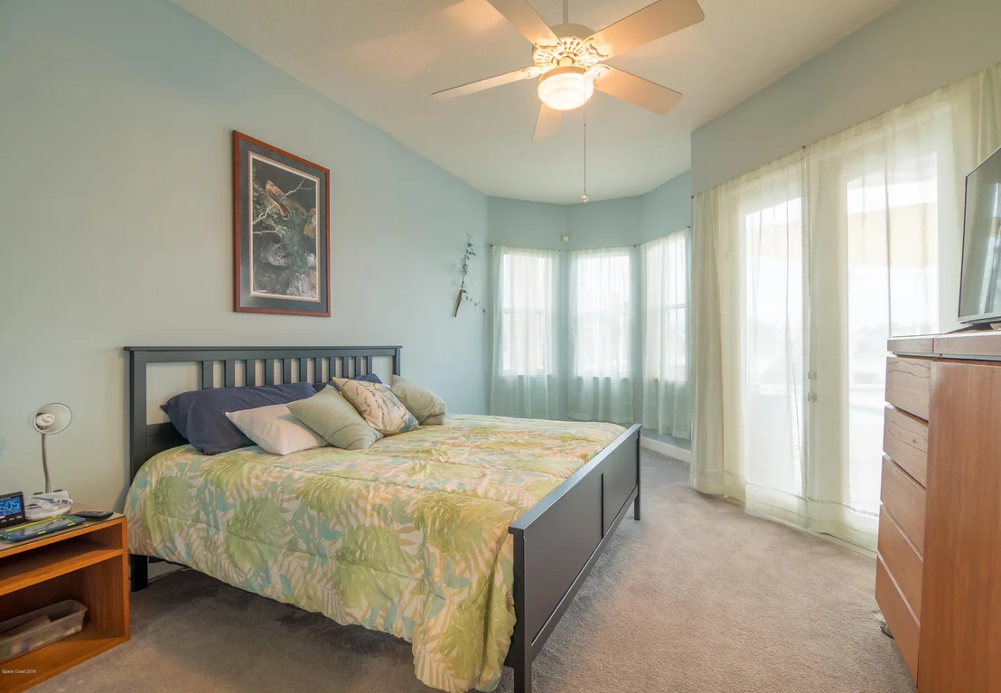 Photo of 910 Starling Way