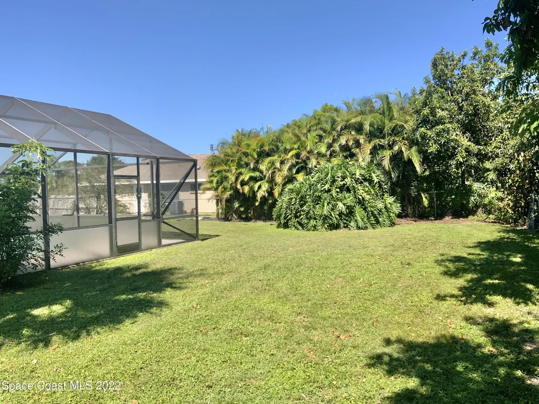 Photo of 1303 Cherry Hills Road NE