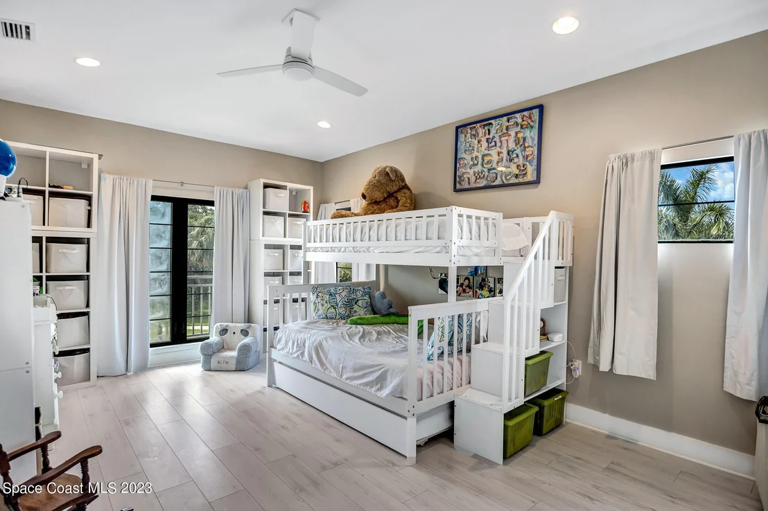 Photo of 184 Whaler Drive