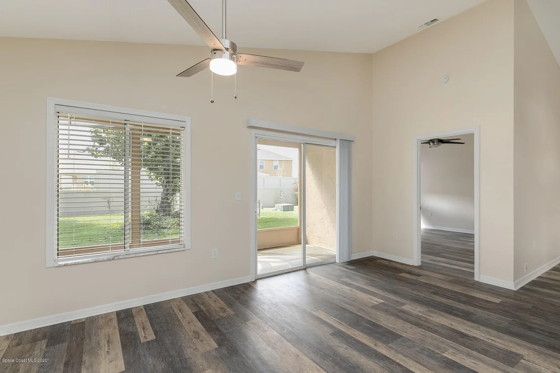 Photo of 1002 S Fork Circle