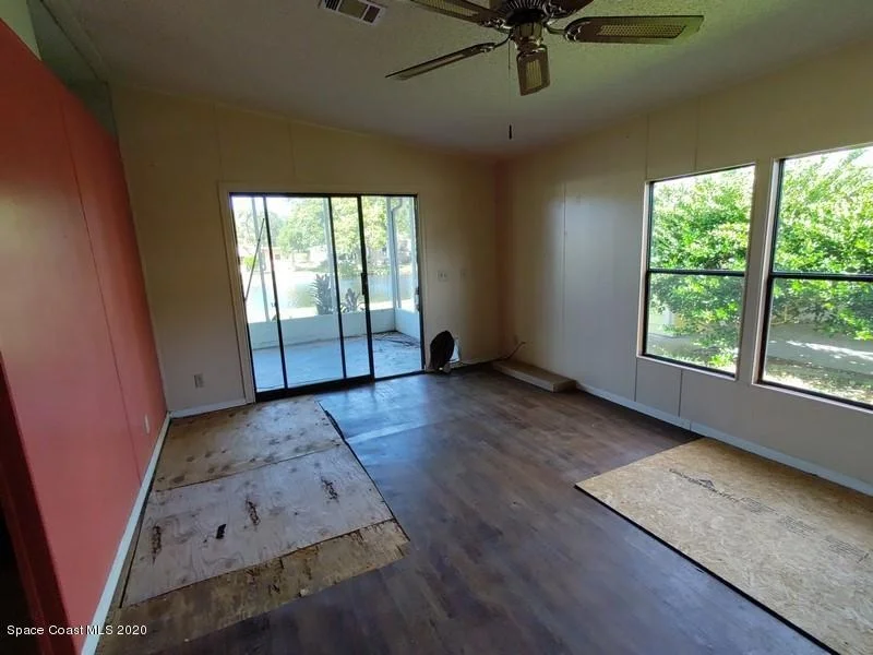 Photo of 4415 Twin Lakes Drive