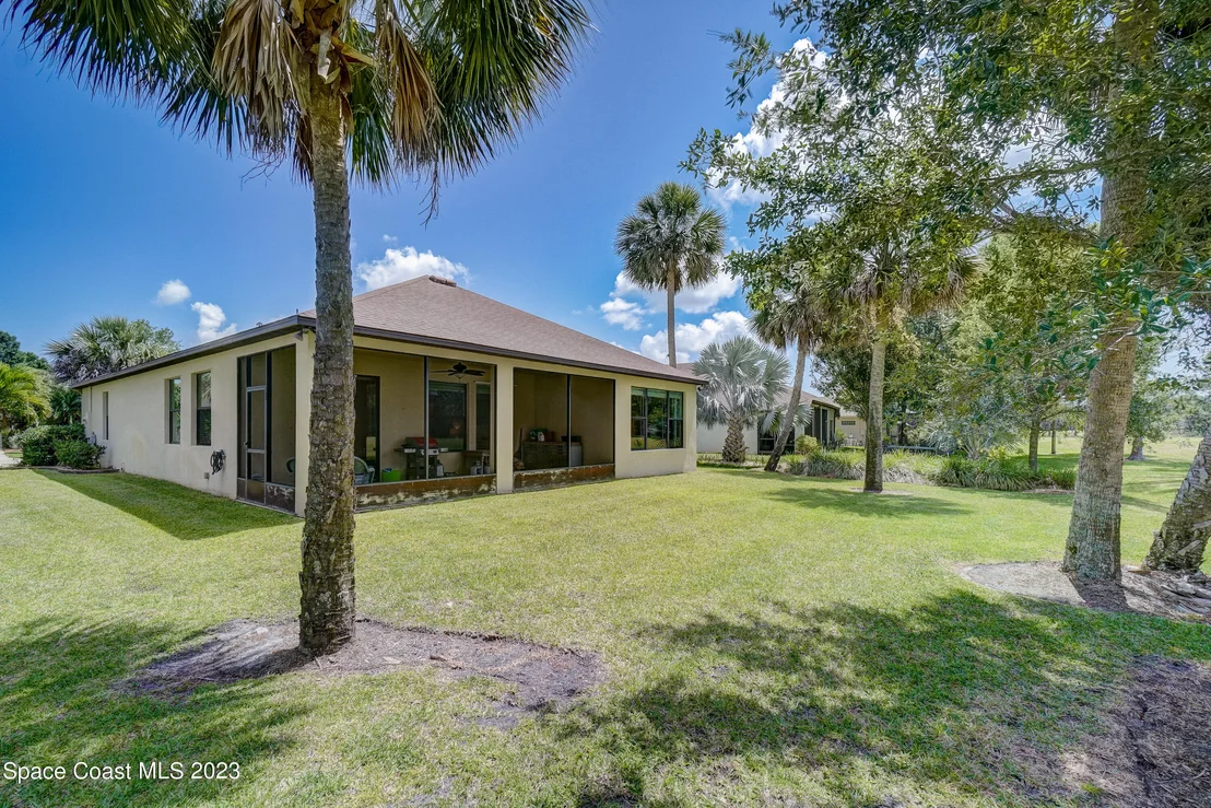 Photo of 1568 Outrigger Circle