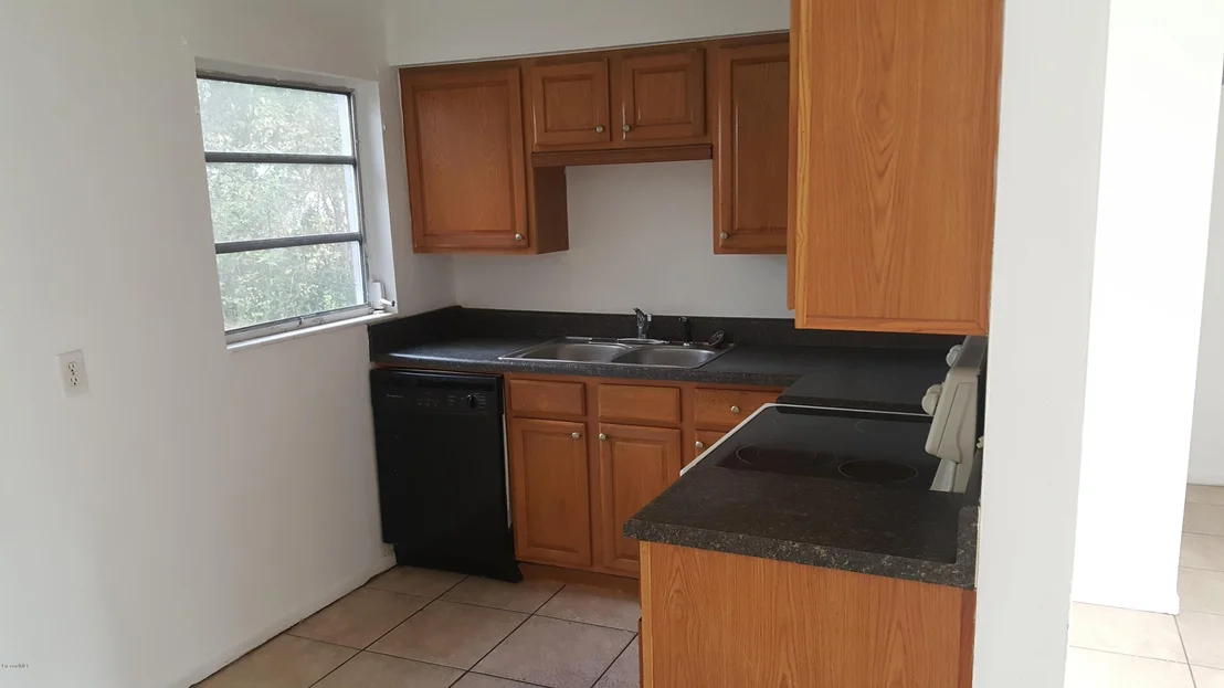 Photo of 1006 Hibiscus Street
