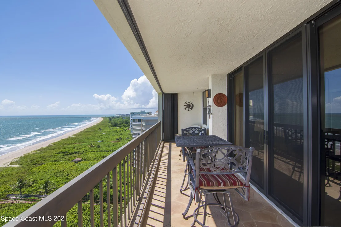 Photo of Unit PHA2 at 3100 N Highway A1a