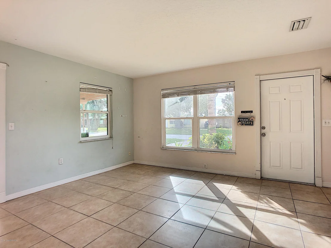 Photo of 950 Ohara Drive