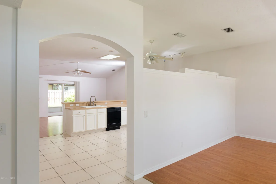 Photo of 826 Laurel Street