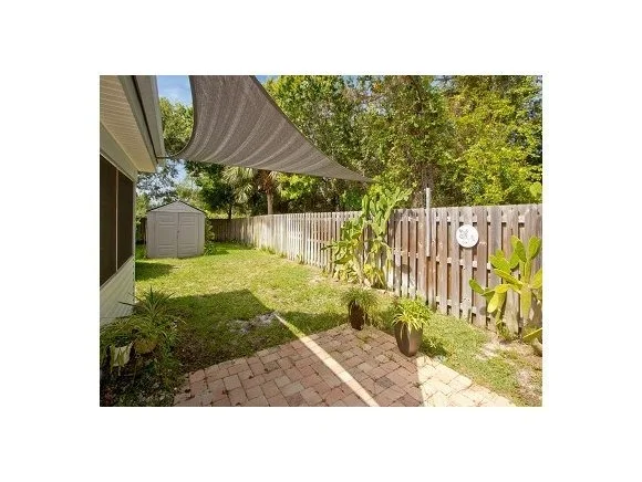 Photo of 4380 Silver Lake