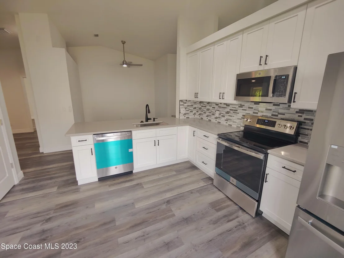 Photo of 944 Wimbledon Drive