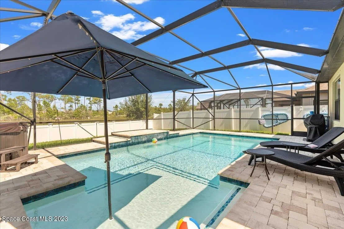 Photo of 922 Peta Way