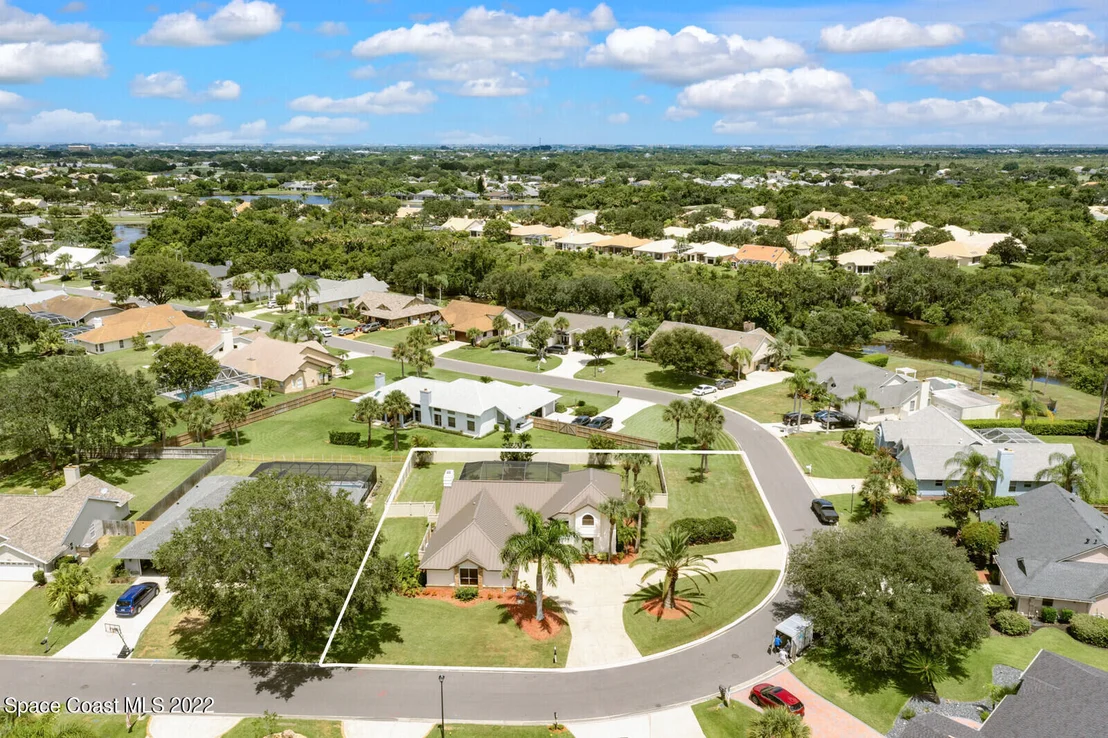 Photo of 963 Spanish Wells Drive