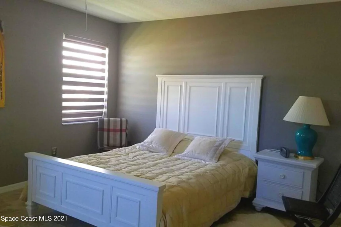 Photo of 957 Somerset Lane