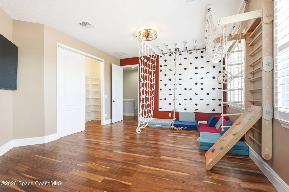 Photo of 241 Waterside Drive