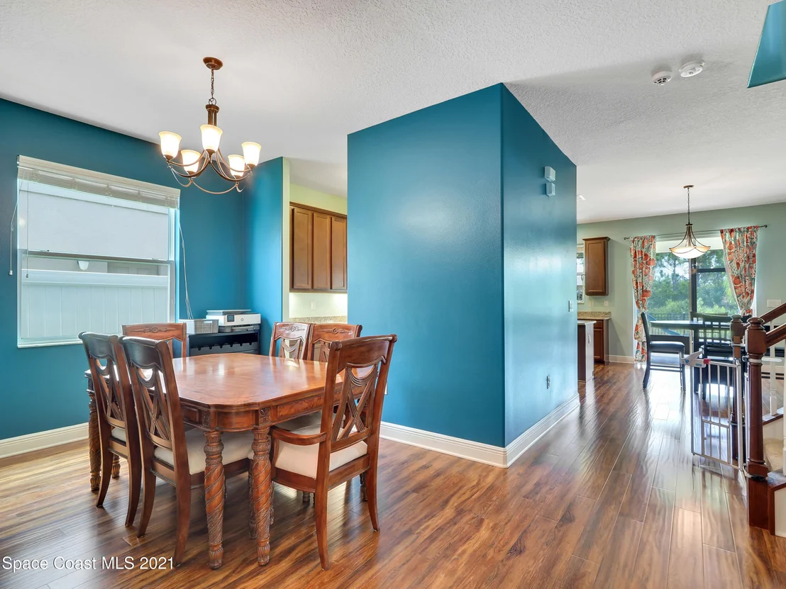 Photo of 1717 Attilburgh Boulevard