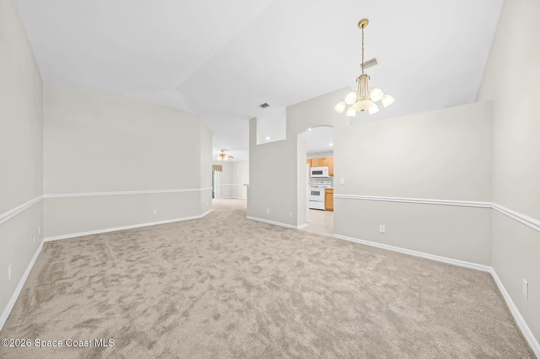 Photo of 2087 Deercroft Drive