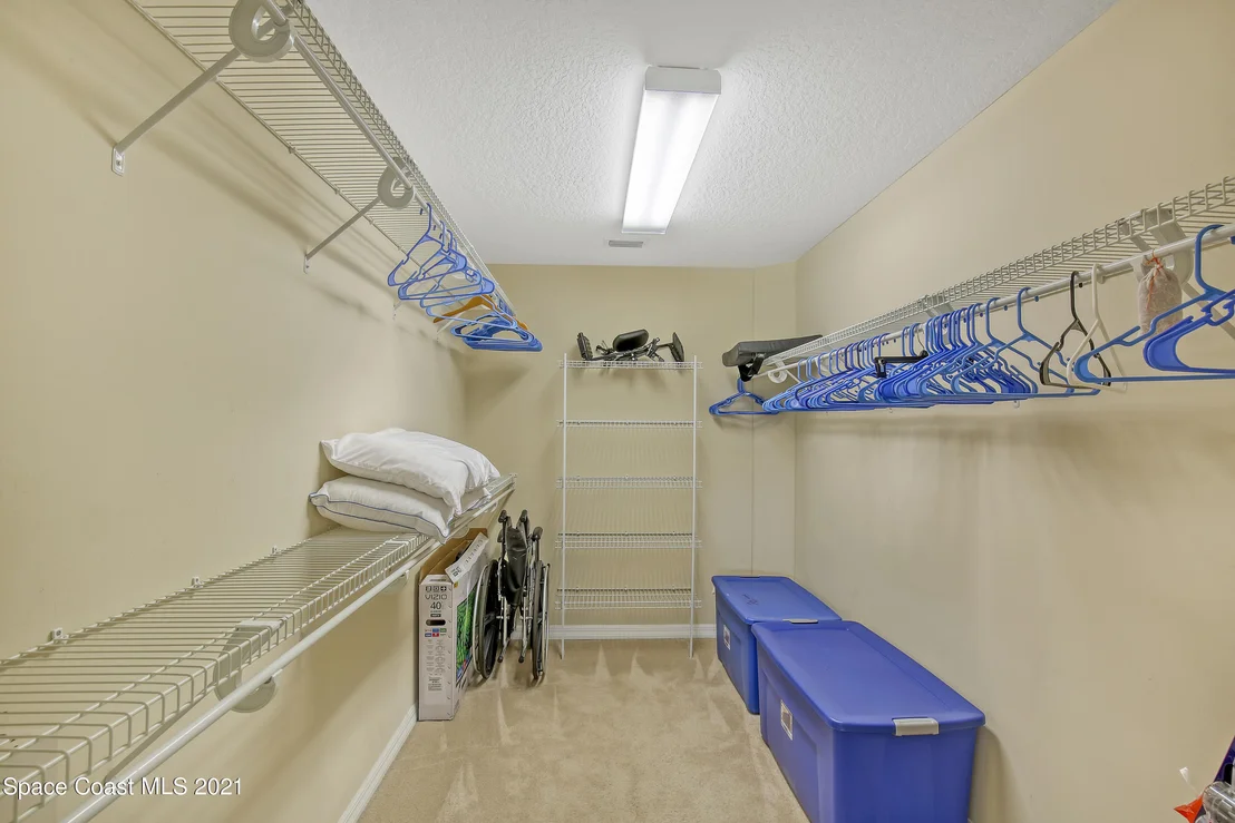 Photo of 6915 Renshaw Drive