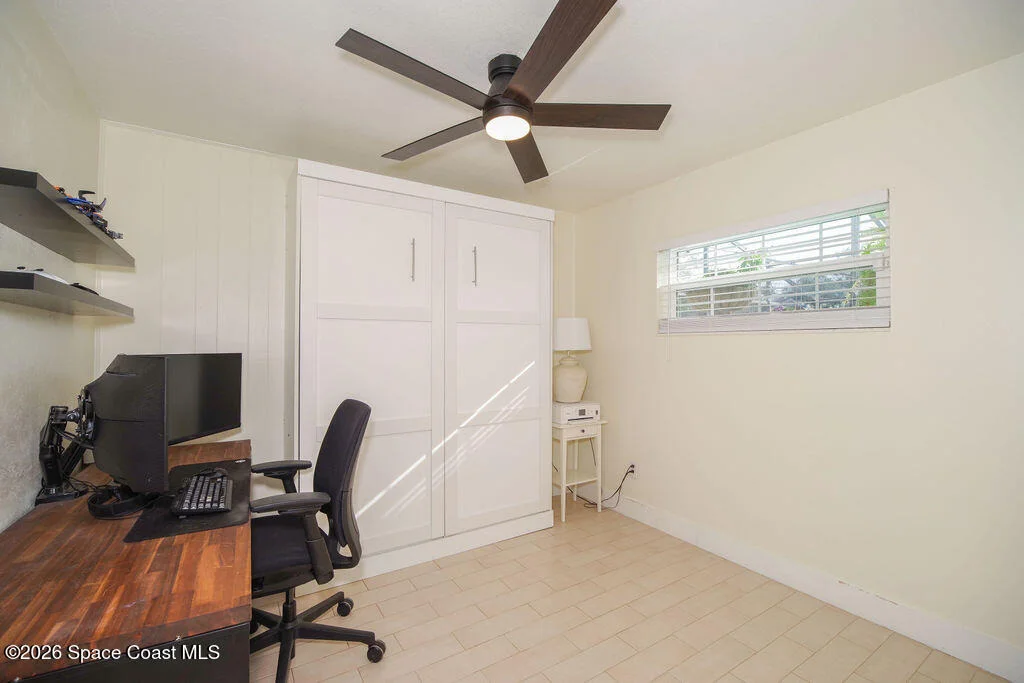 Photo of 960 Kings Post Road