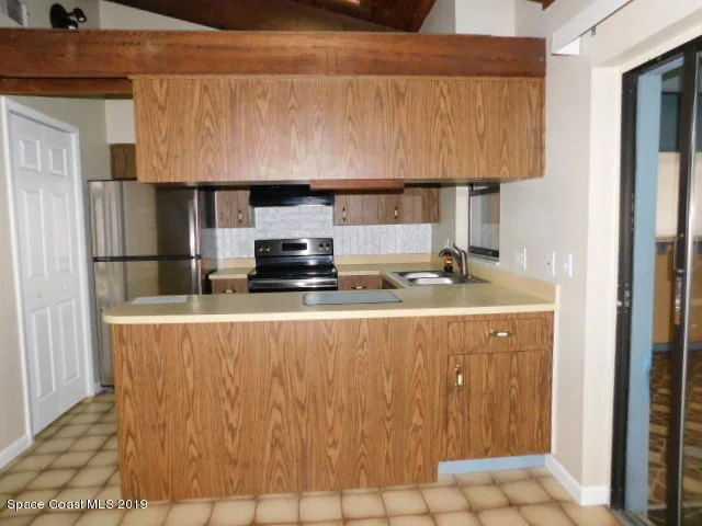 Photo of 280 Bayhead Drive