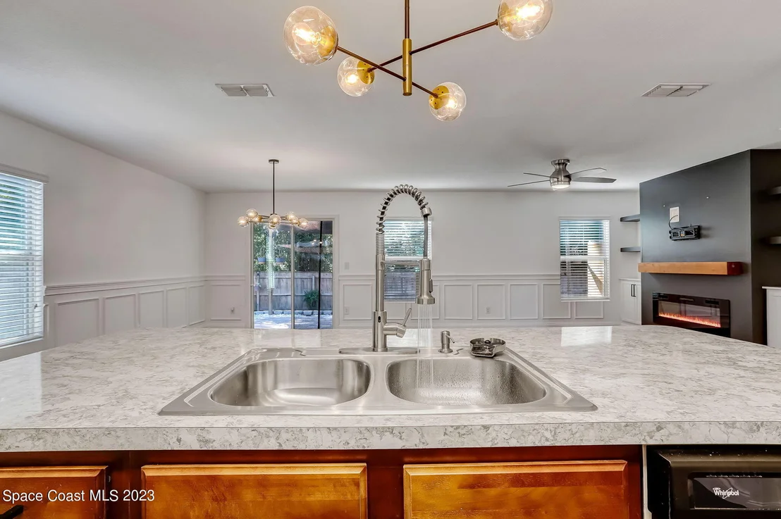 Photo of 11534 Carson Lake Drive
