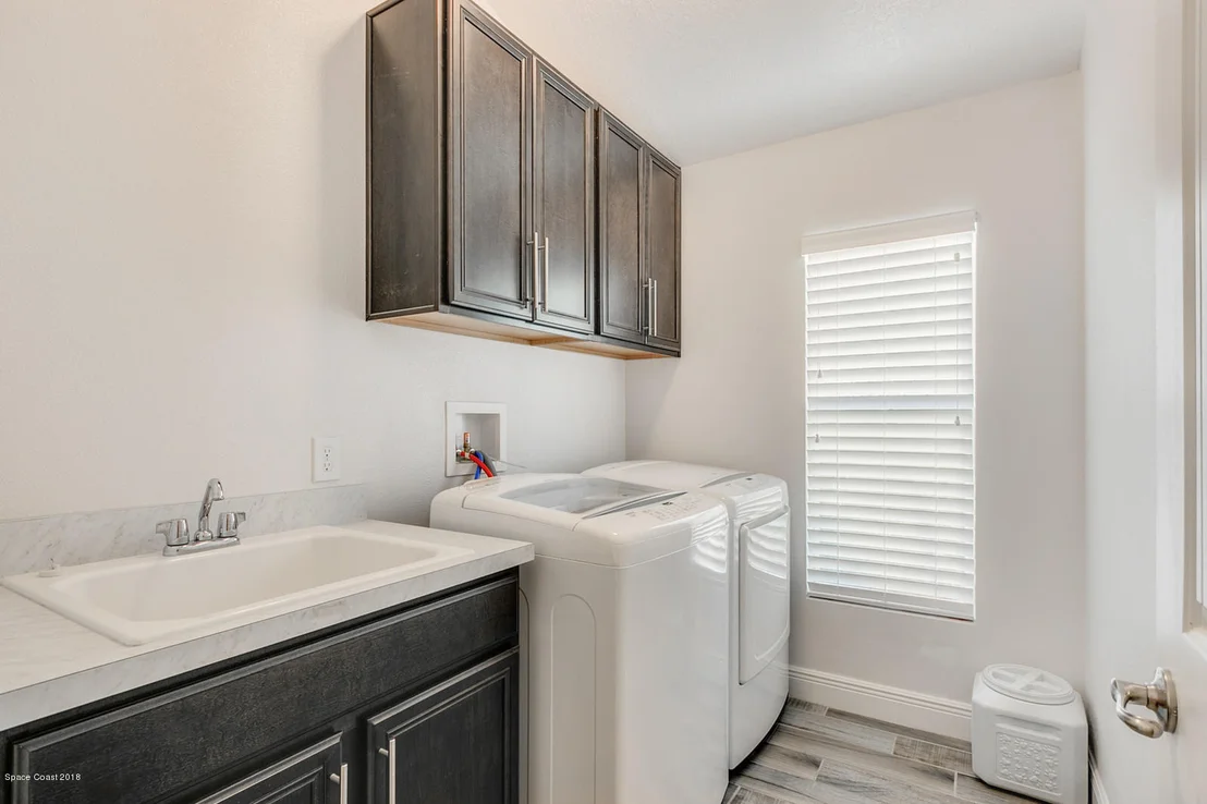 Photo of 2191 Windbrook Drive SE
