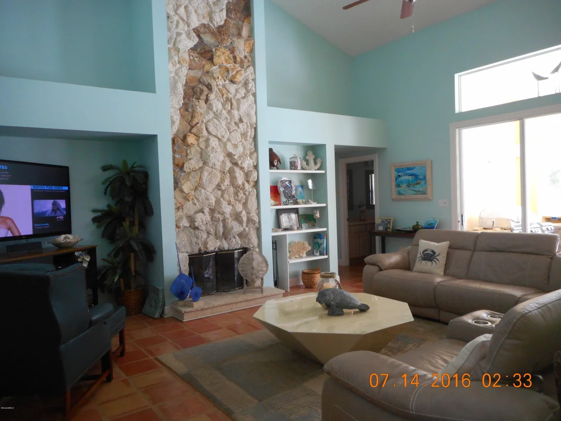 Photo of 897 Belmont Place