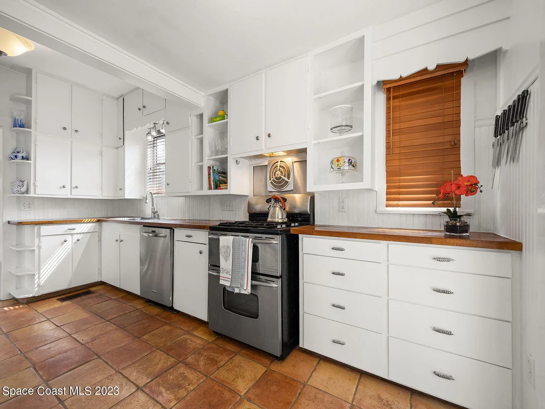 Photo of 427 N Simpson Street