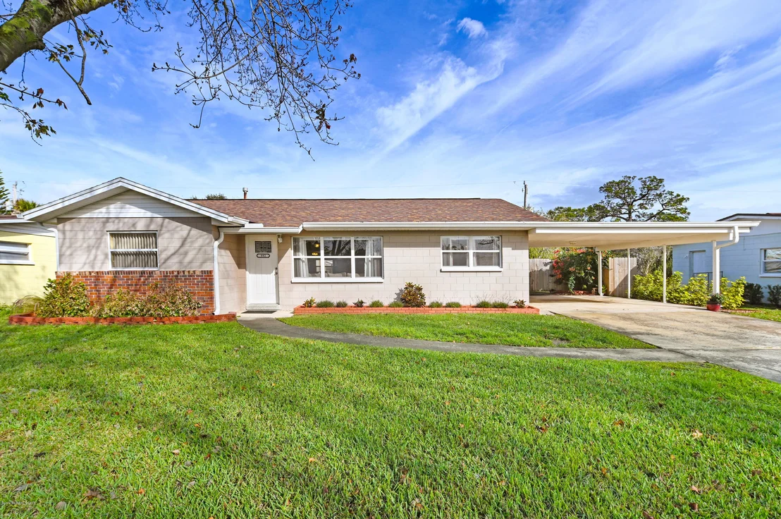 Photo of 992 Cardon Drive