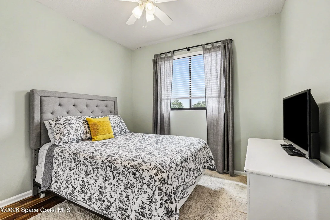 Photo of 1131 Bolle Circle
