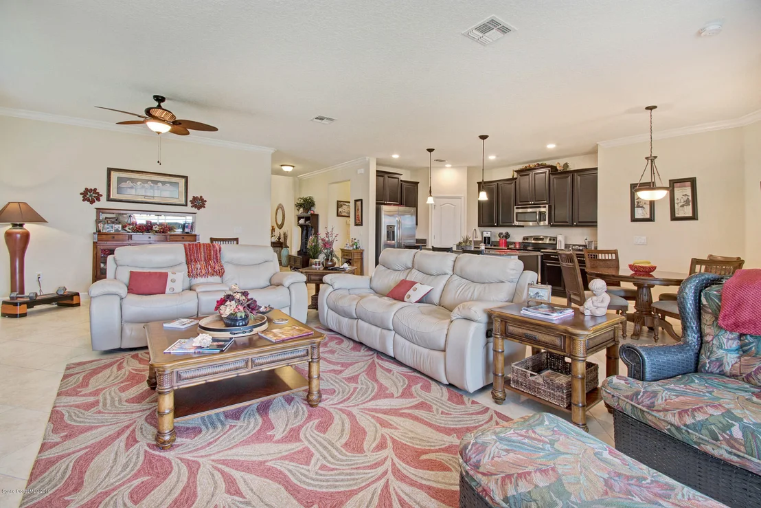 Photo of 6198 Van Ness Drive
