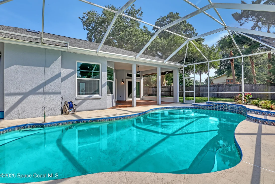 Photo of 6135 Balboa Street