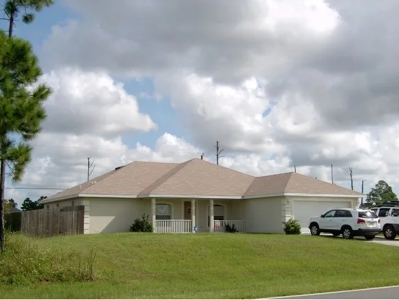 Photo of 2033 SE Cogan
