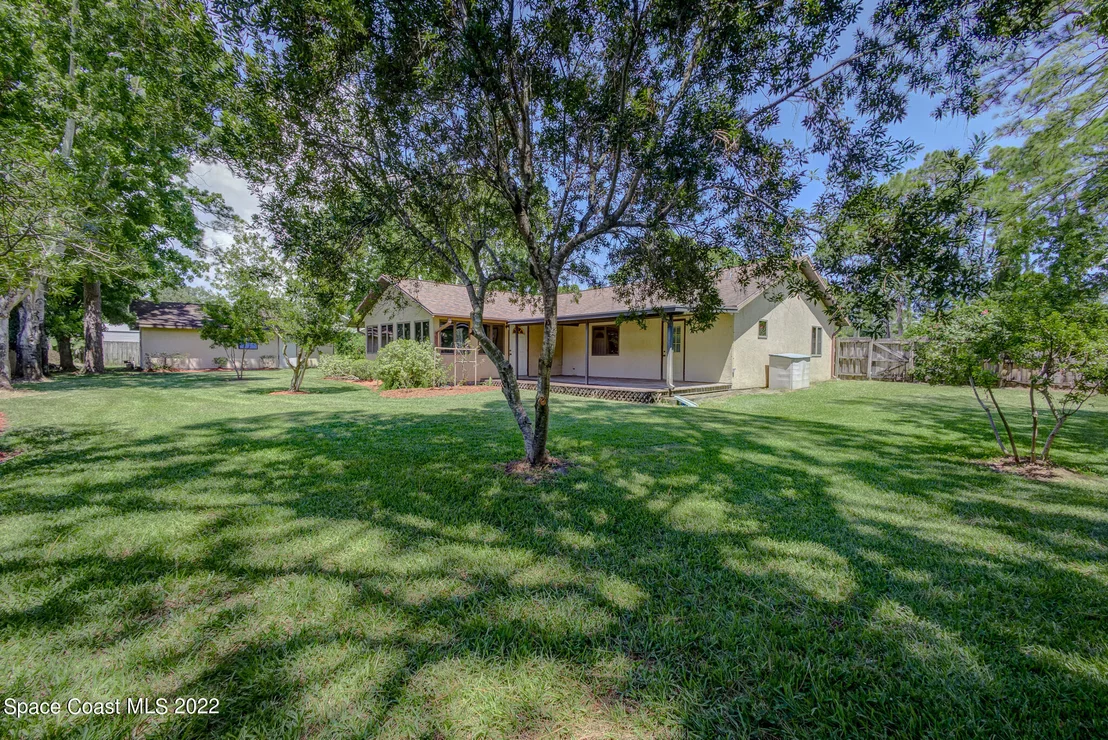 Photo of 6320 Ember Avenue