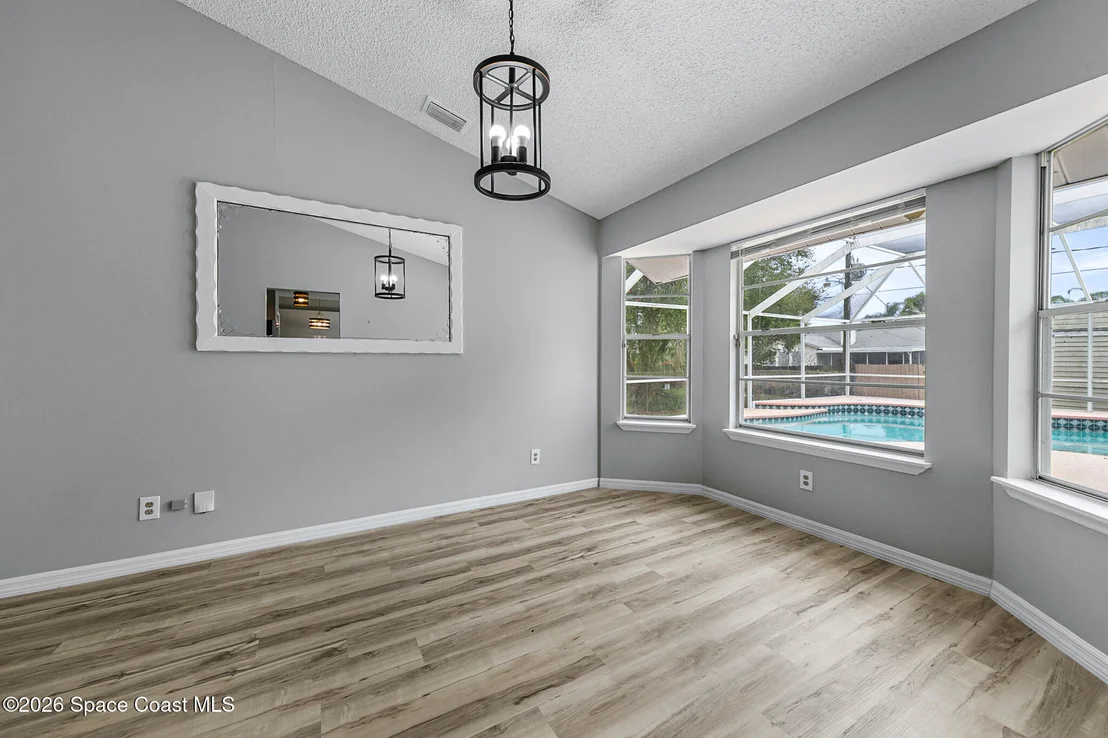 Photo of 220 Lanack Road SE