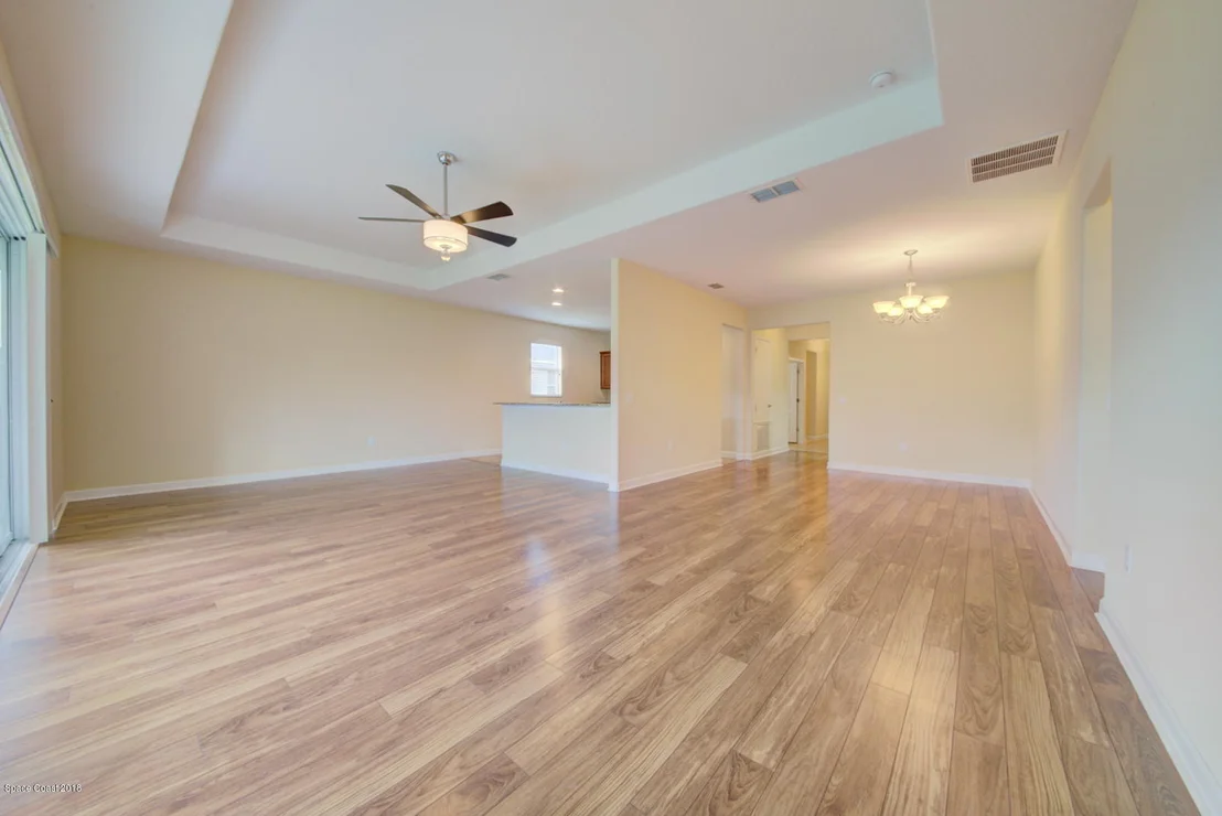 Photo of 6763 Newhall Lane