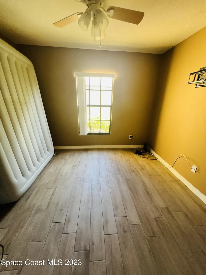 Photo of Unit 101 at 1070 Luminary Circle