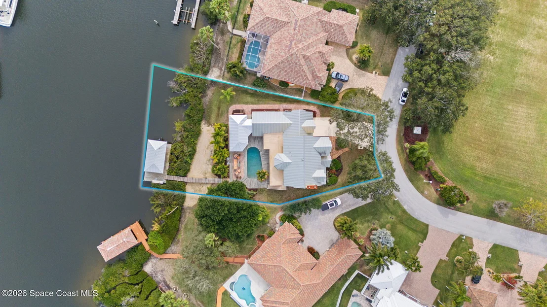 Photo of 250 Lanternback Island Drive