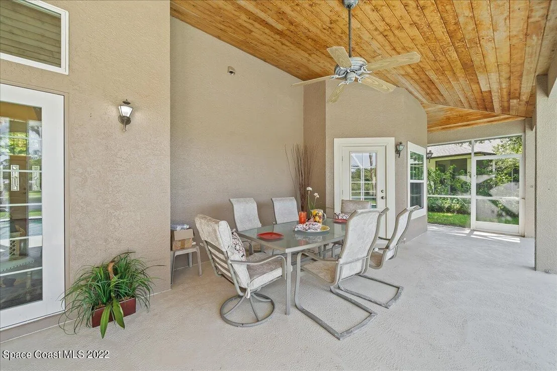 Photo of 7933 Timberlake Drive
