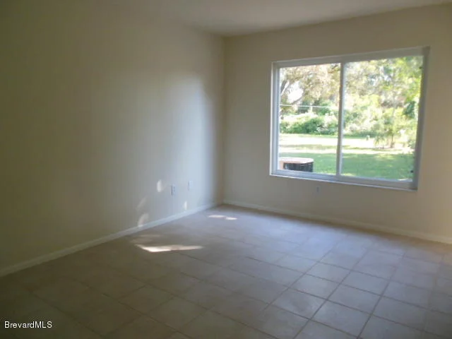 Photo of 1401 NE Mariposa Drive