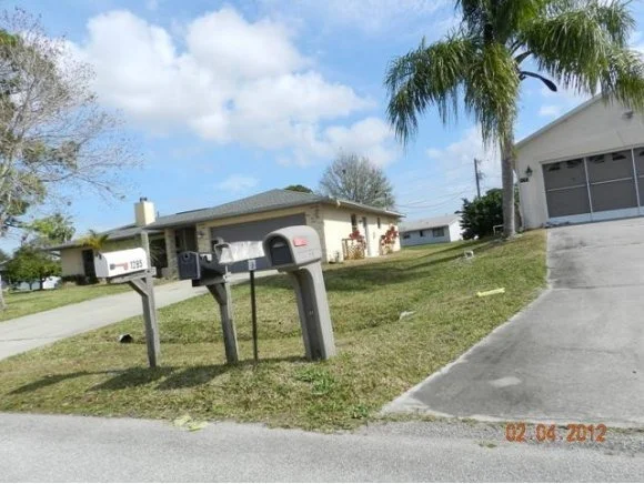 Photo of 1285 NW Cheb