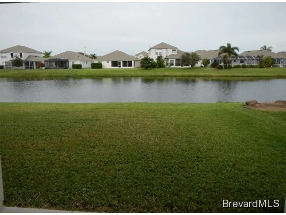 Photo of 2749 Madrigal