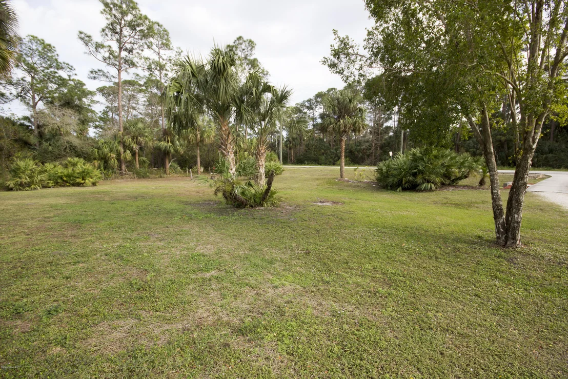 Photo of 2250 Valkaria Road