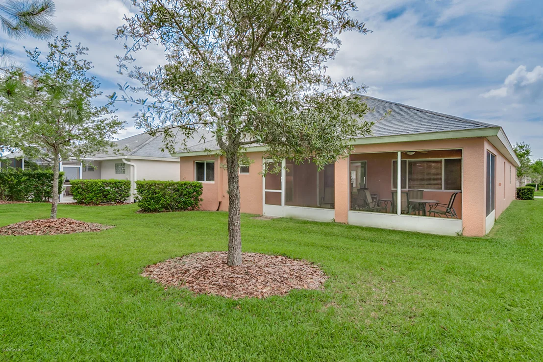 Photo of 7178 Broderick Drive