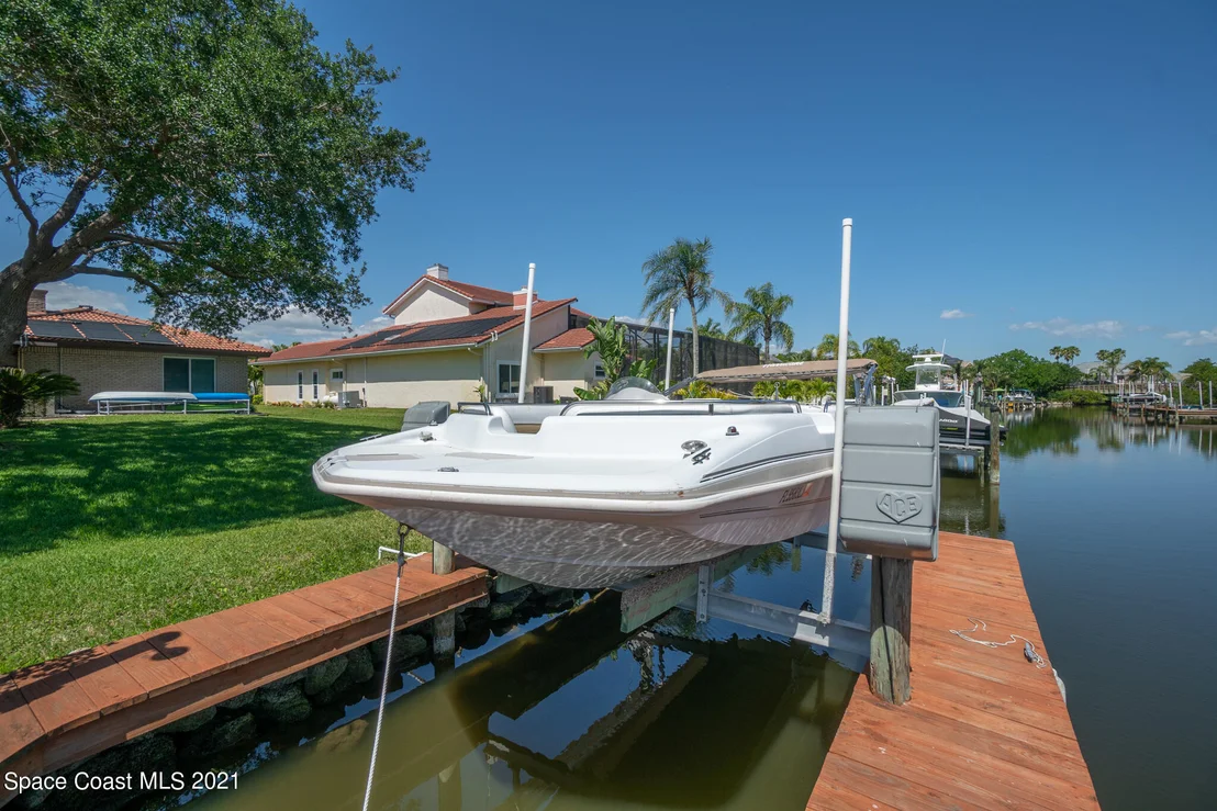 Photo of 539 Lanternback Island Drive
