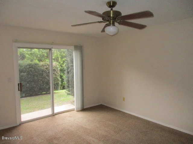 Photo of 834 NE Wateroak Drive