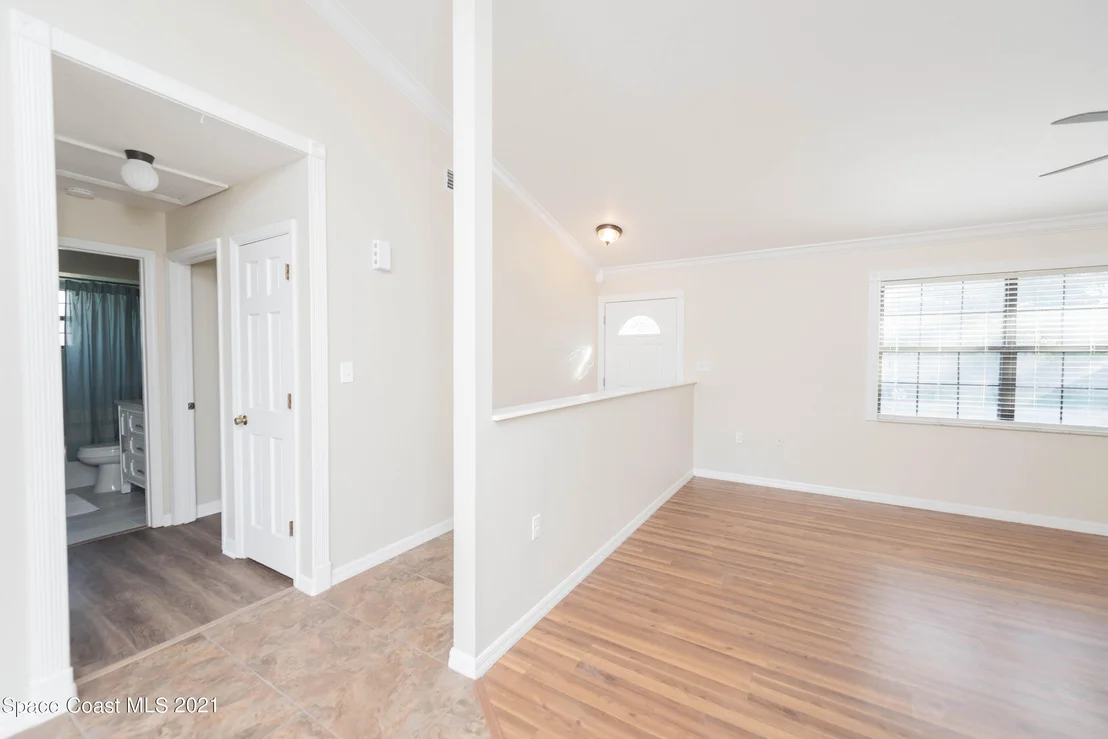 Photo of 6570 Beggs Ter