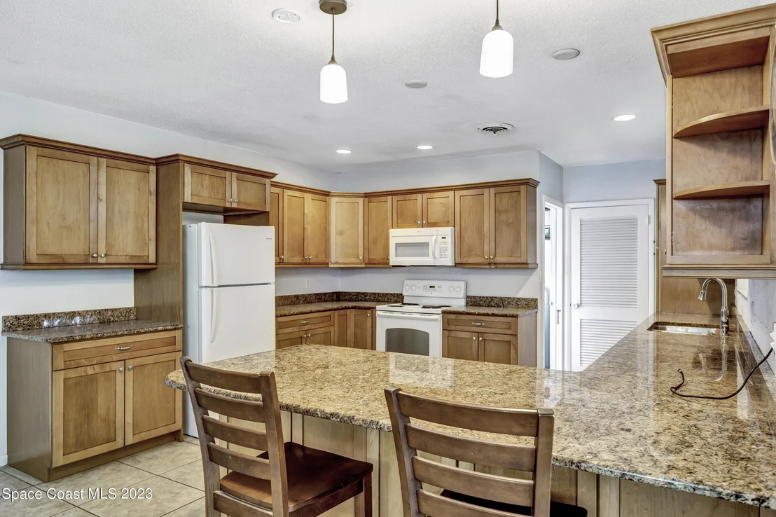 Photo of 521 Andrews Drive